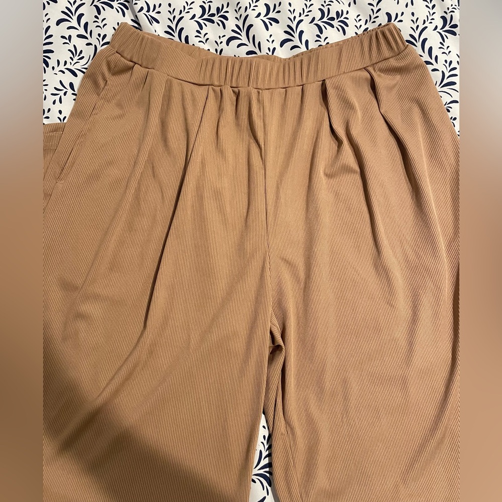 CIDER PETITE SOLID ELASTIC WAIST WIDE LEG PANTS - Picture 7 of 14